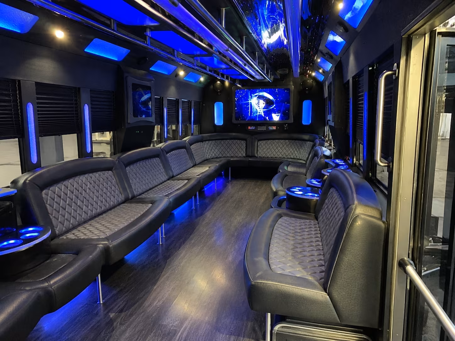 birmingham 28 passenger party bus interior