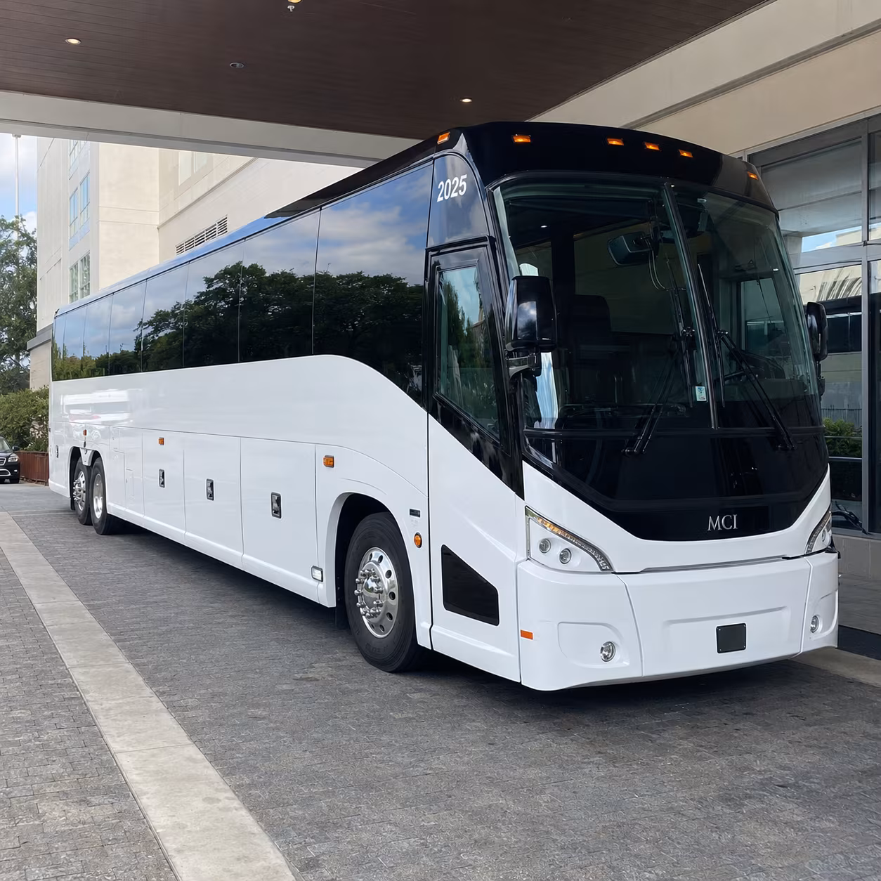 birmingham 54 passenger charter bus