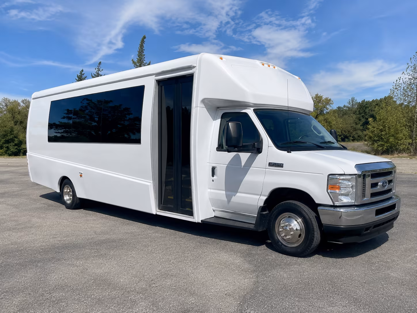 brewery and winery tour buses for groups visiting birmingham s taproom district