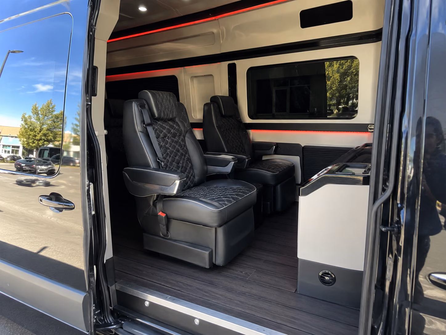 find and book transportation for your next bachelor or bachelorette party 4