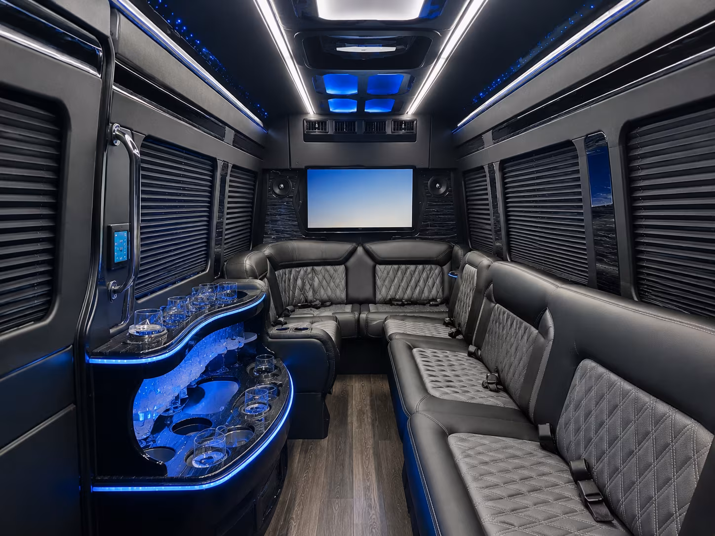 find and book transportation for your next convention or trade show 1