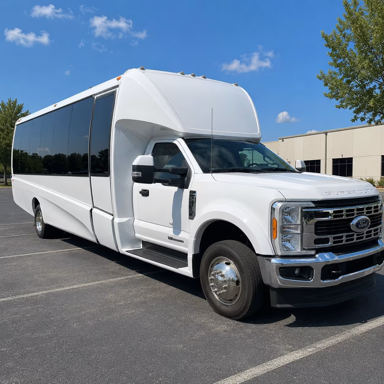 minibus rentals for birmingham zoo and botanical garden trips